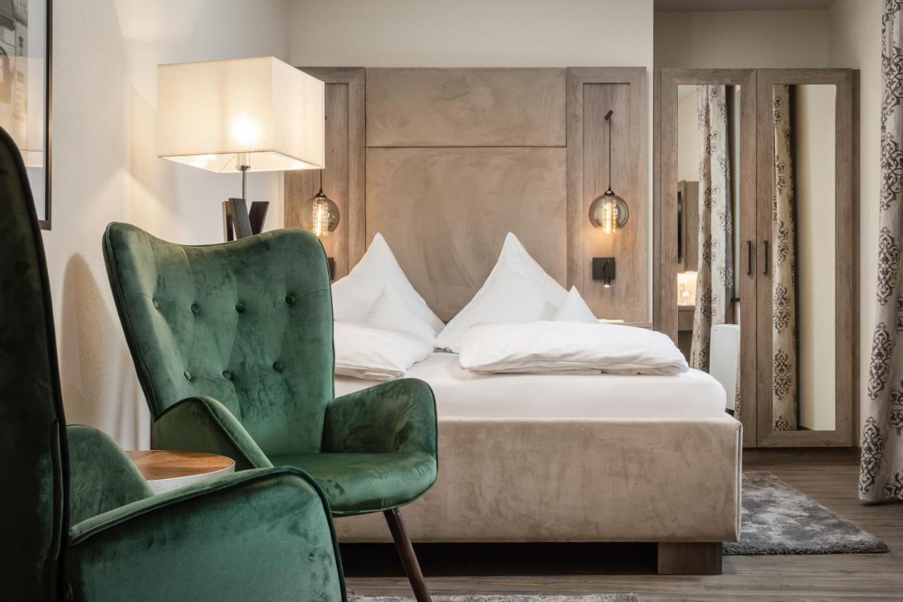 Hotel-Gasthof Hoettl Deggendorf Ngoại thất bức ảnh