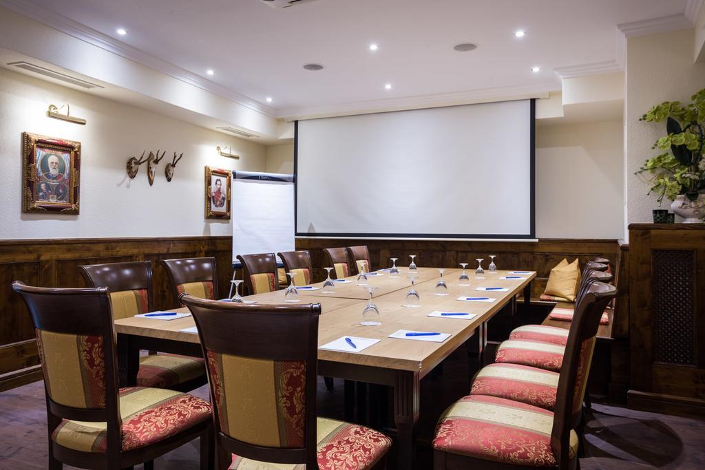 Hotel-Gasthof Hoettl Deggendorf Ngoại thất bức ảnh