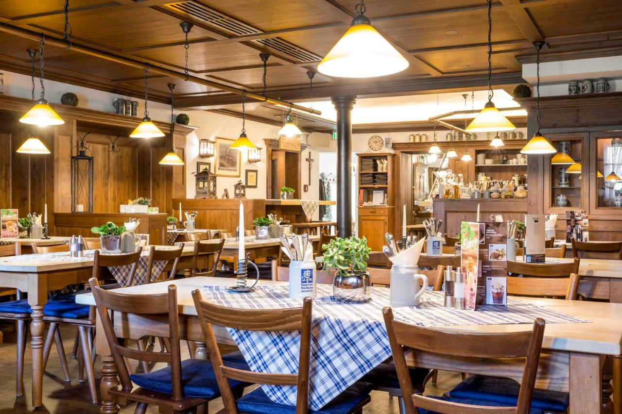 Hotel-Gasthof Hoettl Deggendorf Ngoại thất bức ảnh