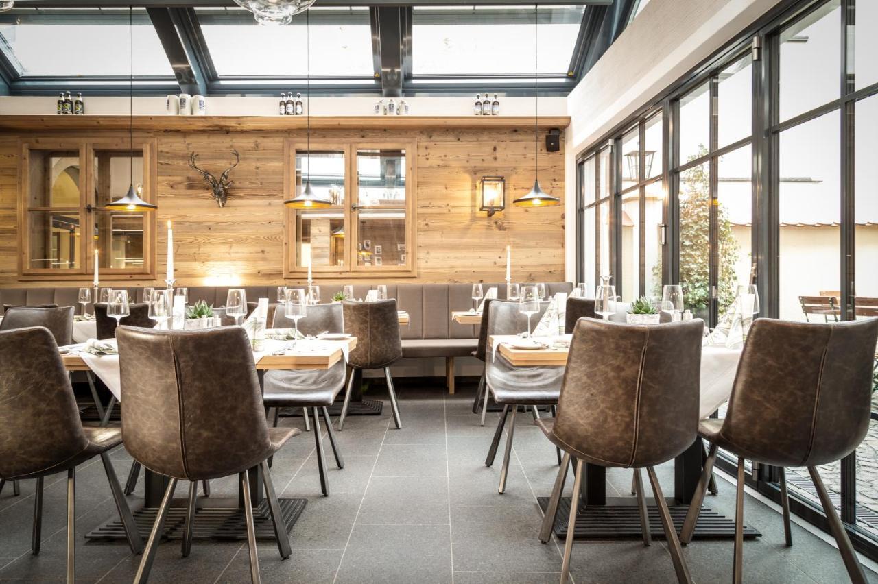 Hotel-Gasthof Hoettl Deggendorf Ngoại thất bức ảnh